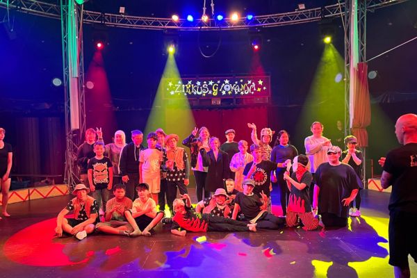 24-05-zirkus-21FA85F1A0-C646-7D5C-E69C-5358C4887624.jpeg