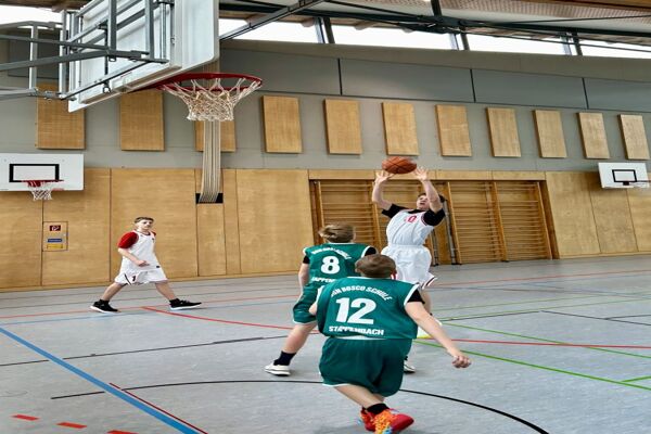 25-04-basketball-3-spieltag-137FFC960A-9896-75B4-4024-222CAA1A33C6.jpg