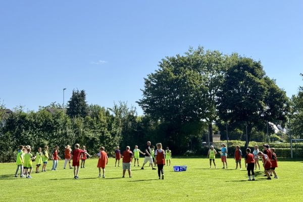 26-07-fussball4BFECE707-57FC-4E87-CD09-CC30D9DEE6D1.jpeg