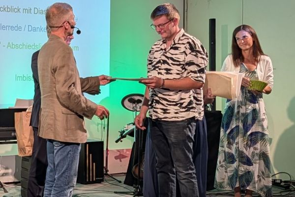 26-07-abschlussfeier-0392201677-F6A2-0442-7616-0BEF86ABAE0E.jpg